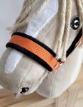 Kantar regulowany dla konia Hobby Horse A3 pomarańczowy z czarnym futerkiem - 3