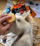 Hobby Horse Duży koń na kiju Premium - cremello A3 - 4